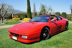 Noleggio Ferrari F348TS
(solo senza conducente)