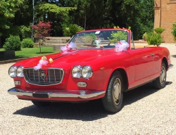 Lancia Flavia Convertibile noleggio in Umbria Perugia Terni