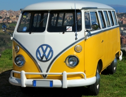 Noleggio Volkswagen T1 modello anni 60 Umbria Toscana Marche Perugia